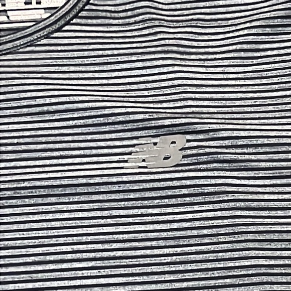 NEW BALANCE B DRY TEE XXL - Picture 2 of 6